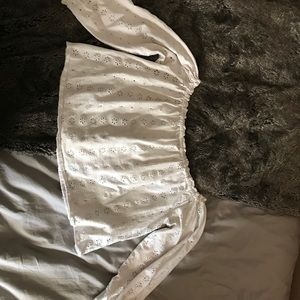 Brandy Melville off the shoulder top